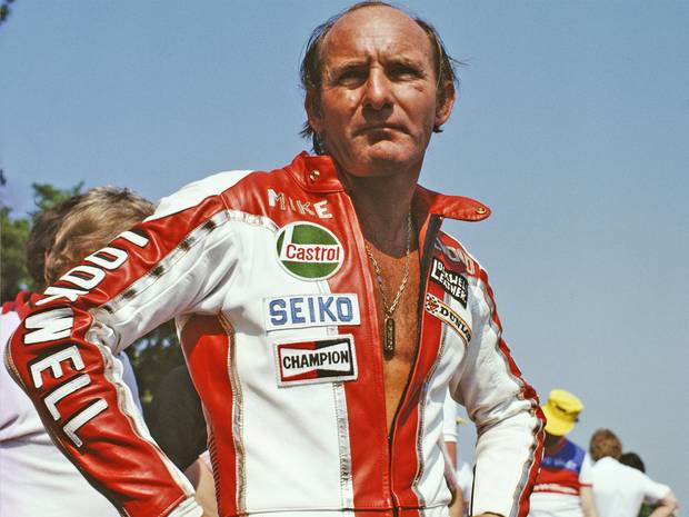 HISTORIA DE LAS CAMISETAS - MIKE