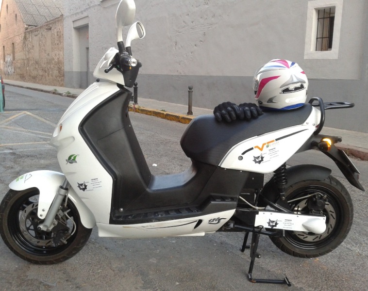 MOTO ELÉCTRICA V-MOTO 120-S