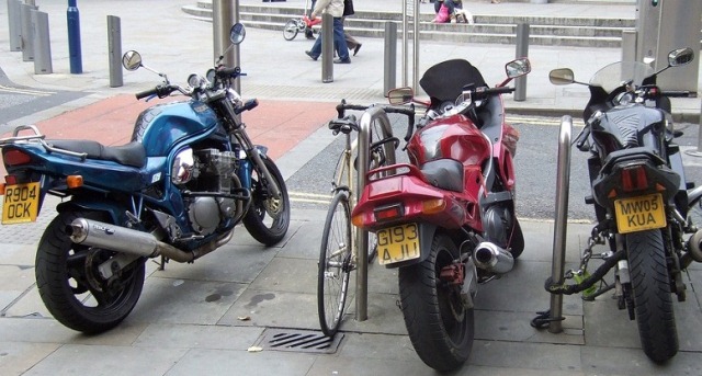 MOTO NUEVA O VIEJA
